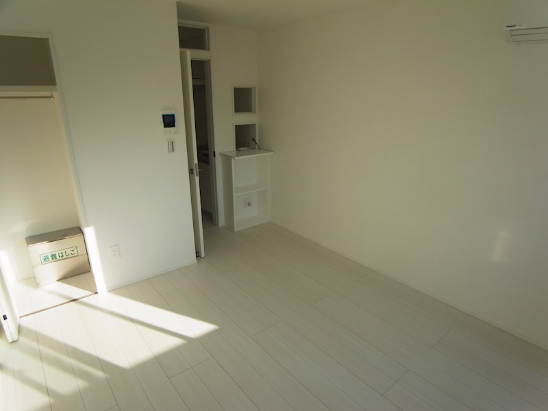 プレジールエミュ リビング