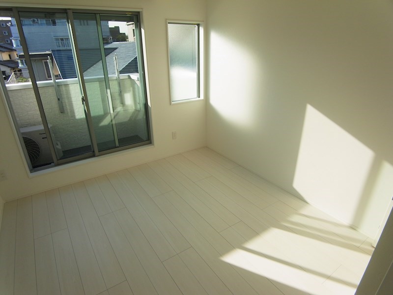 プレジールエミュ ベッドルーム