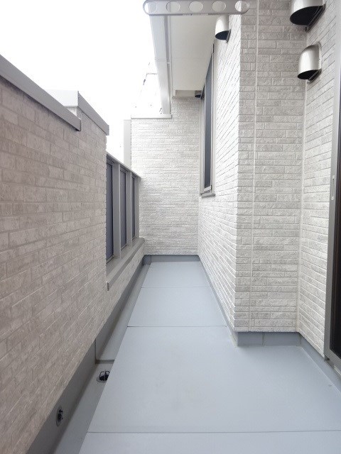 コリーナ　デュオ  ベランダ