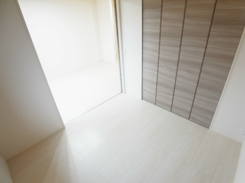 ラ・ベルメール ベッドルーム