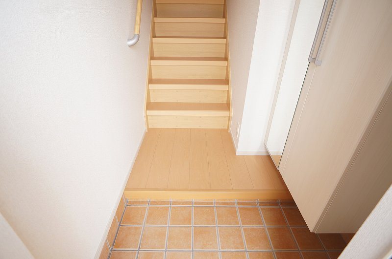 イースト・エリカーナ 玄関