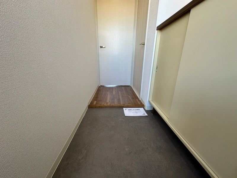 アルシュM 玄関