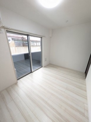 ベルカーサ本木 リビング