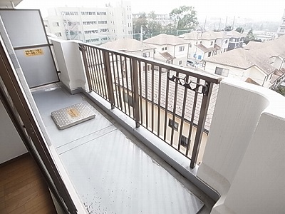 ジュネ向山二番館 ベランダ