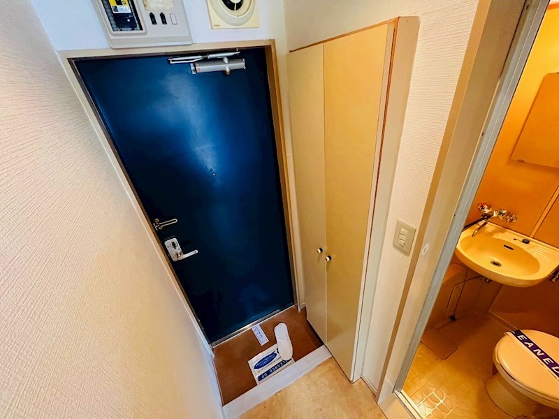 プレステージ竹の塚 玄関