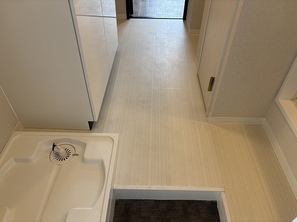 ジュエル梅島 玄関