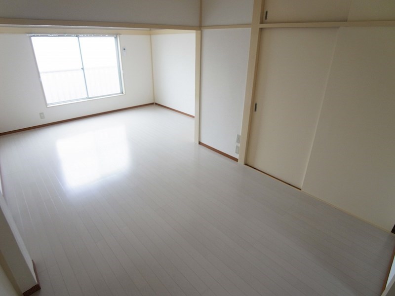 KSビル ベッドルーム