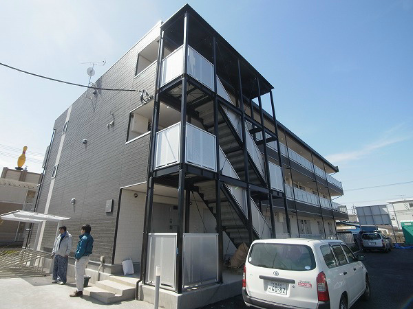 リブリ・杉田 201号室 外観