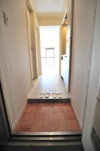 メゾン・ド・ロワジール 玄関