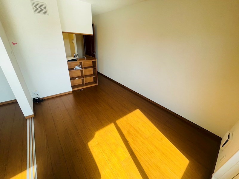 ＰＬＡＴＩＮＵＭ リビング