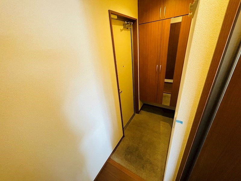 ＰＬＡＴＩＮＵＭ 玄関