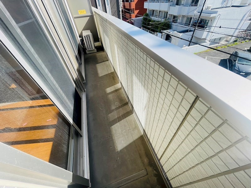 ＰＬＡＴＩＮＵＭ ベランダ