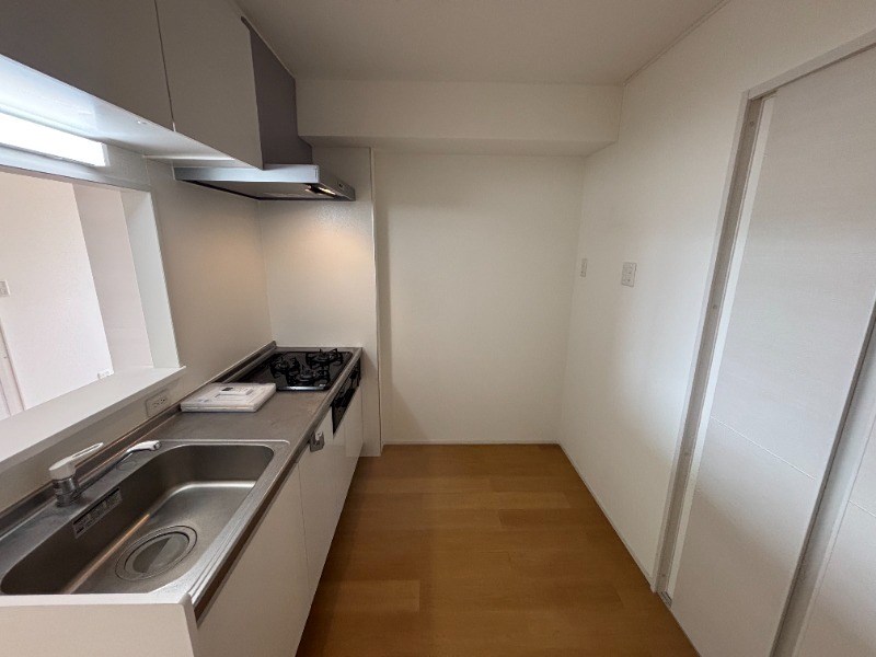 ファミリア一番館 キッチン