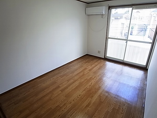 和田ハイツ ベッドルーム