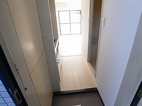 ジュネパレス柏第28 玄関