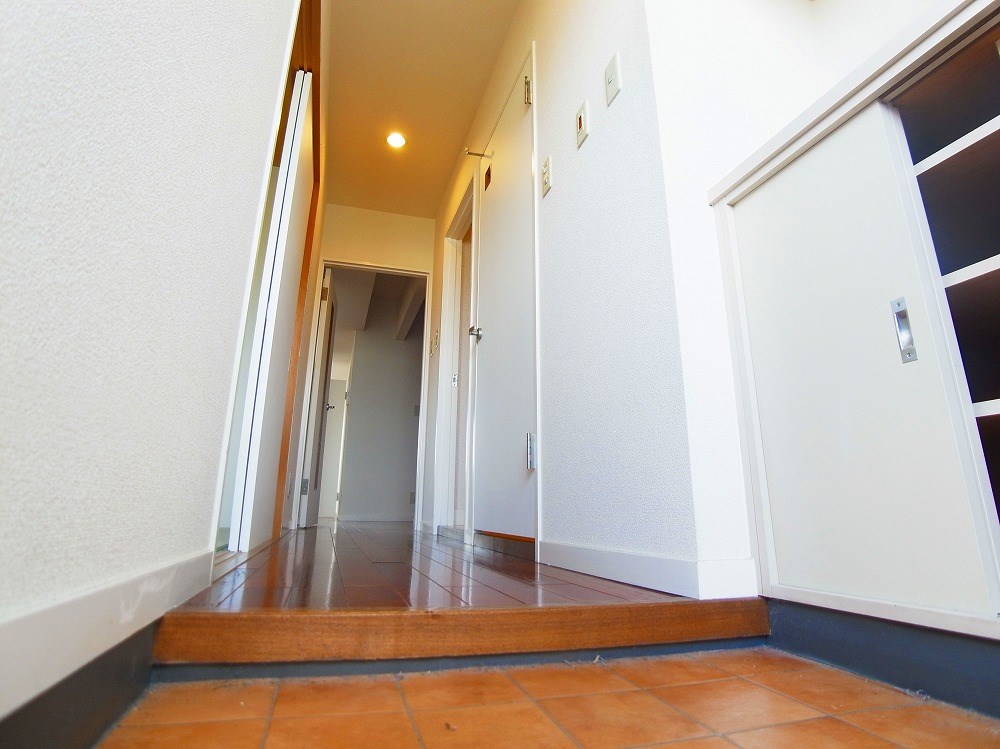 グリーンパーク中川 玄関