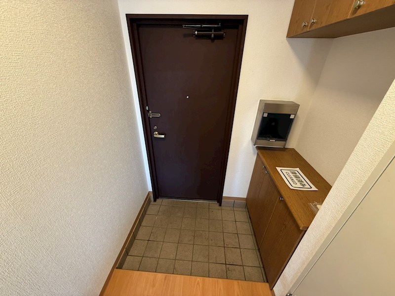 ポルシェ柏 玄関