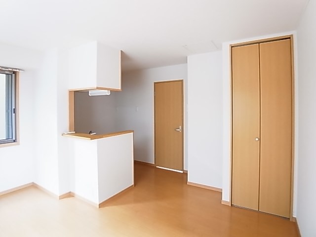 Ｓ・シャトル リビング