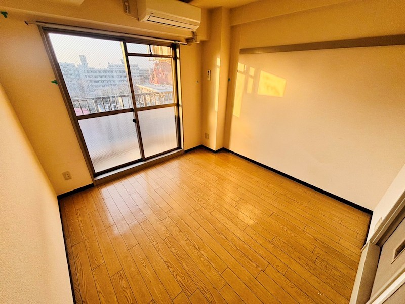 コンフォール小泉 リビング