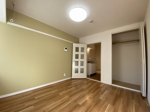 グランソレイユ亀有C リビング