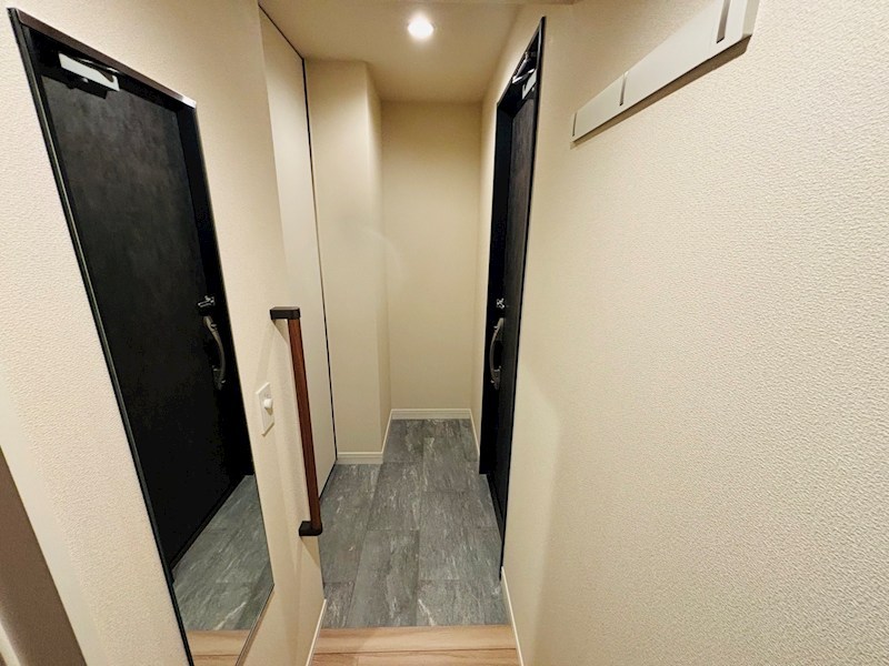 ウエスト・ノワール 玄関