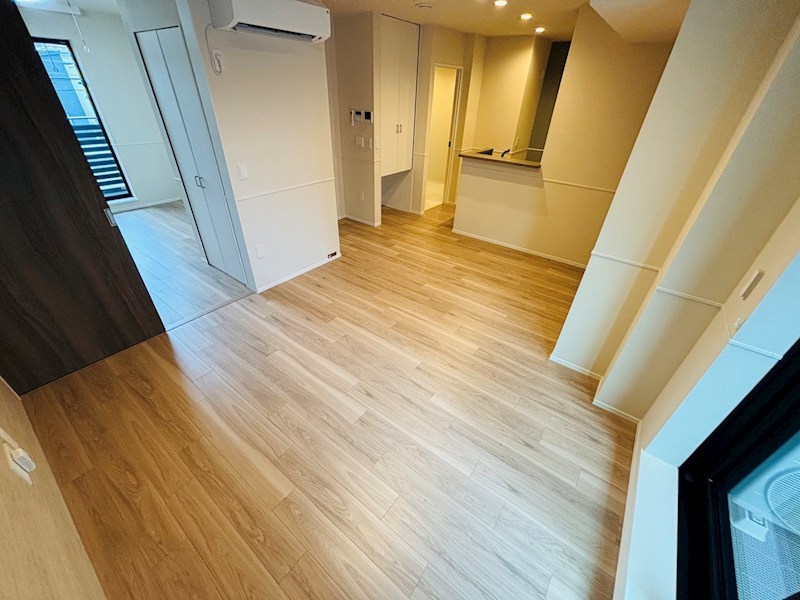 ウエスト・ノワール リビング