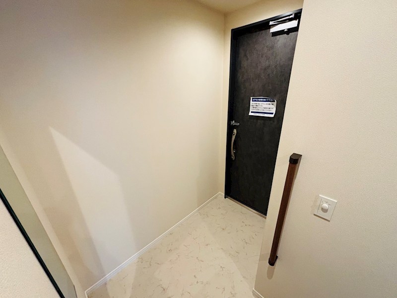 ウエスト・ノワール 玄関