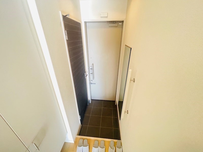 オブロン・ジ・エール 玄関