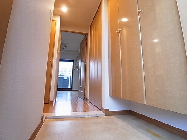 チサンロイヤルステージ柏 玄関