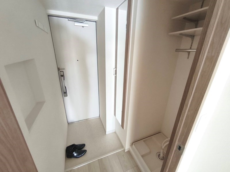 リブリ・フェリスゲートⅡ 玄関