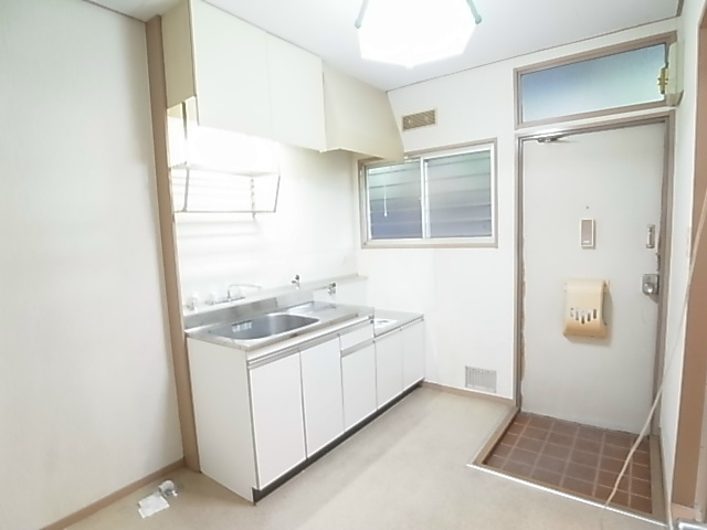 アゼリアハイツ 玄関