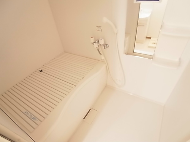 エスティーヌ・ユウ 風呂画像