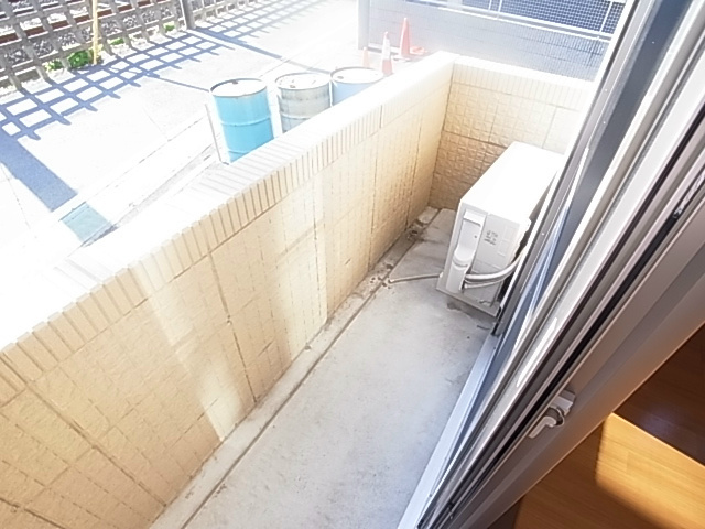 エスティーヌ・ユウ ベランダ