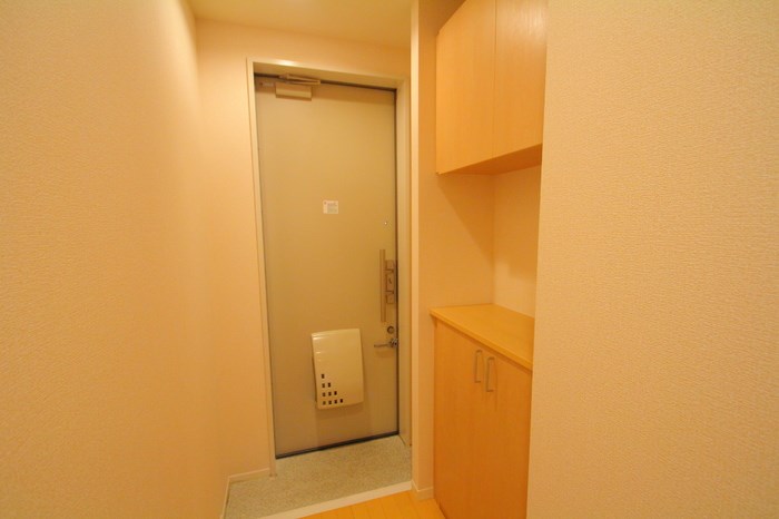 Ｅｍｉｌｅ 玄関