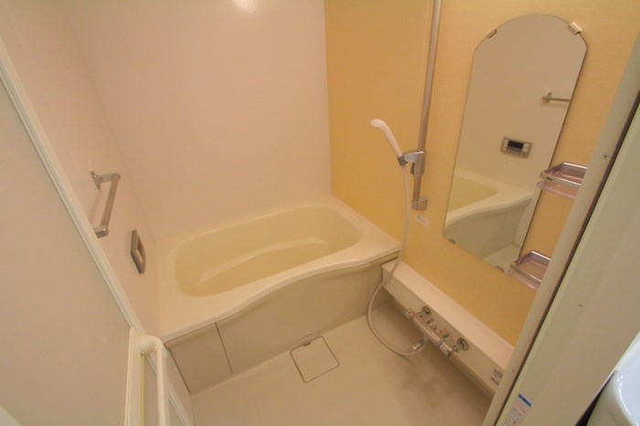 Ｅｍｉｌｅ 風呂画像