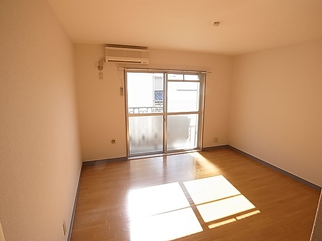 マルマスハイツ ベッドルーム