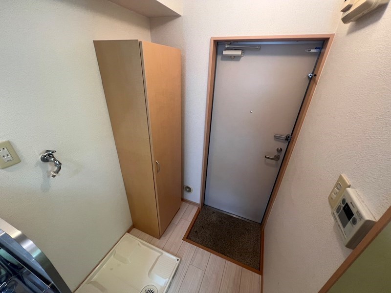 ワイズ　プルミエ 玄関