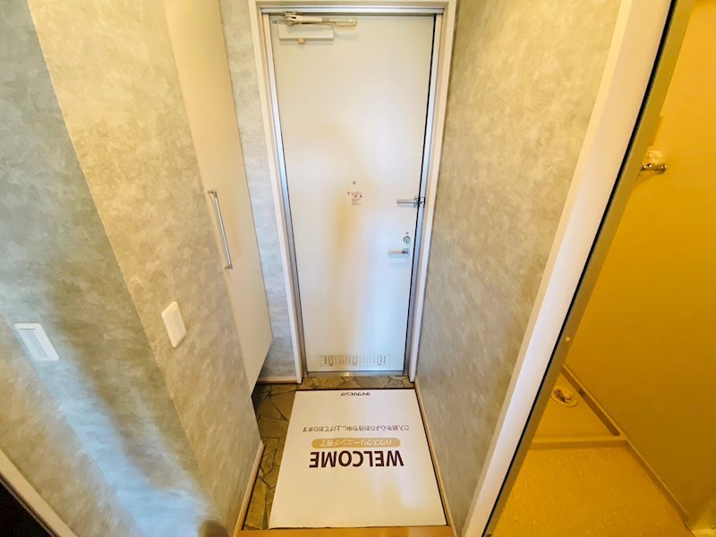 メゾンクロノス  玄関