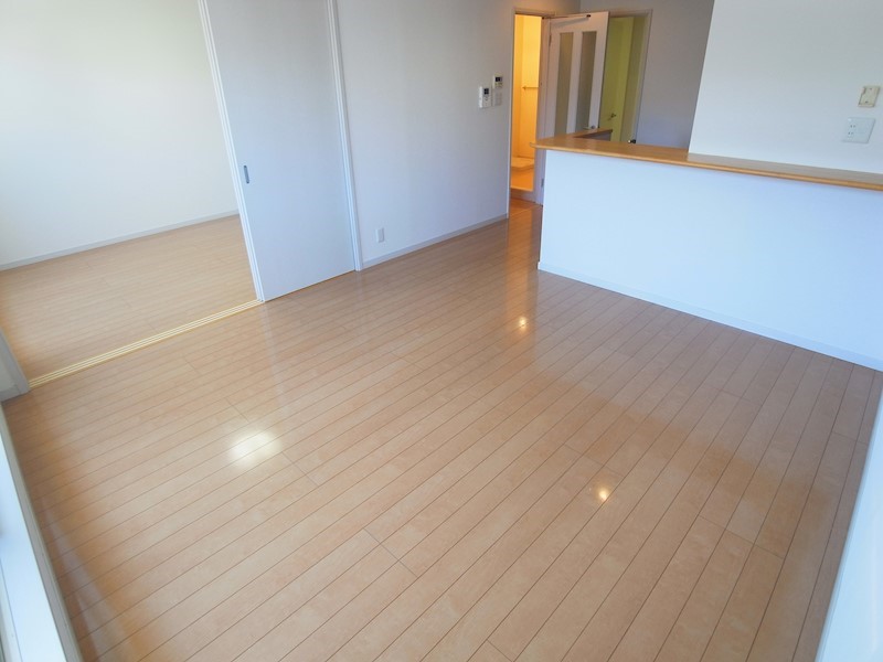 エクレール リビング