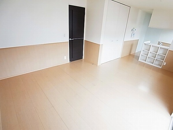 イーズフィールドＢ リビング