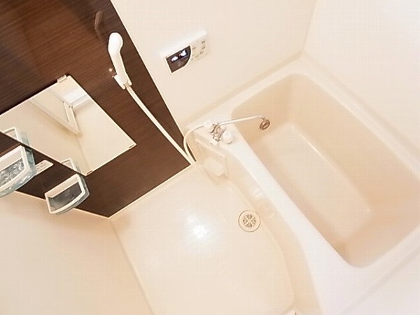 イーズフィールドＢ 風呂画像