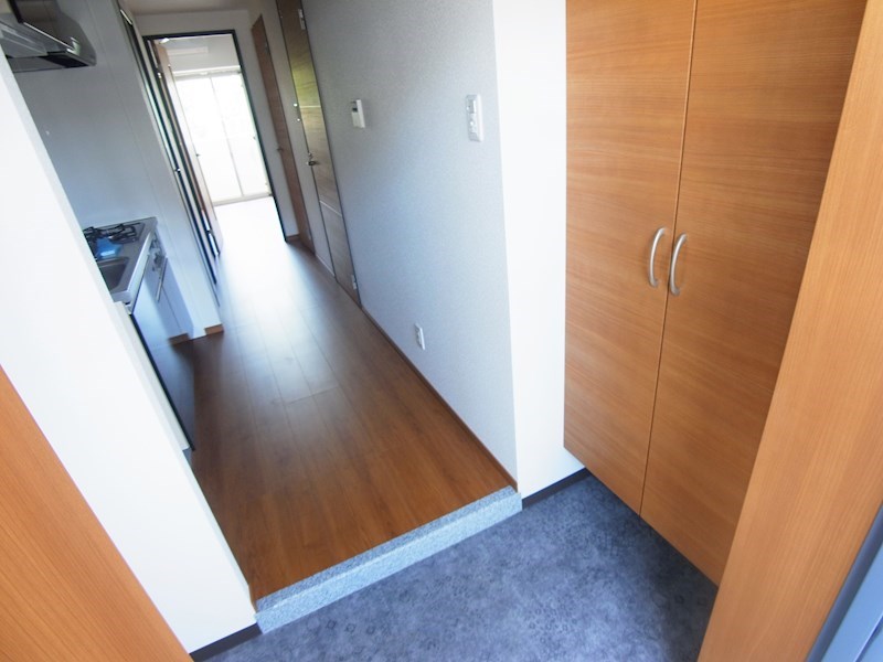 ベルフルール弐番館 玄関