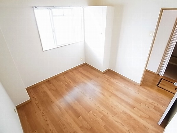 山口マンション ベッドルーム