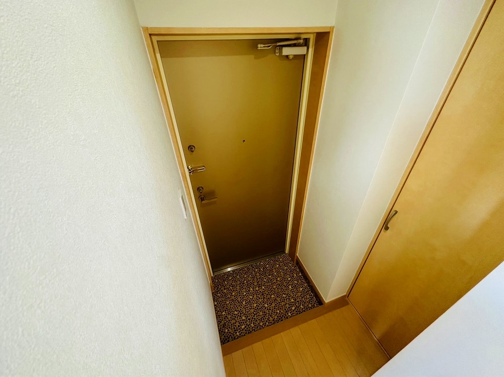 リデンテ谷在家 玄関