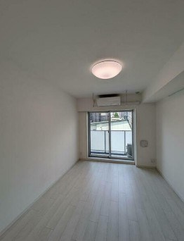 クレストコート綾瀬 リビング