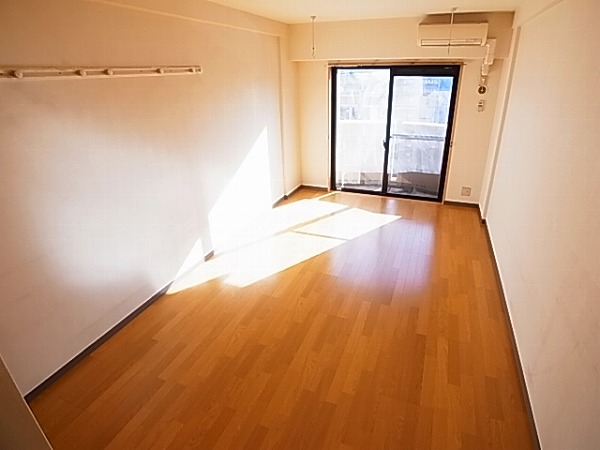 カネキン第二ビル ベッドルーム