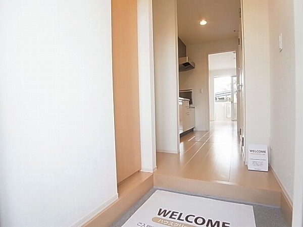 ロイヤルフレア・Ｍ 玄関