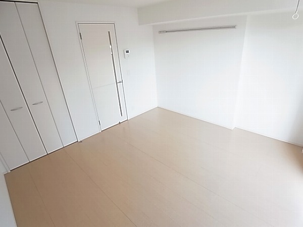 ロイヤルフレア・Ｍ リビング