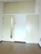 フローラ水山 ベッドルーム