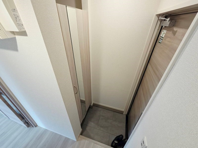 セレスティア栗原Ⅱ 玄関